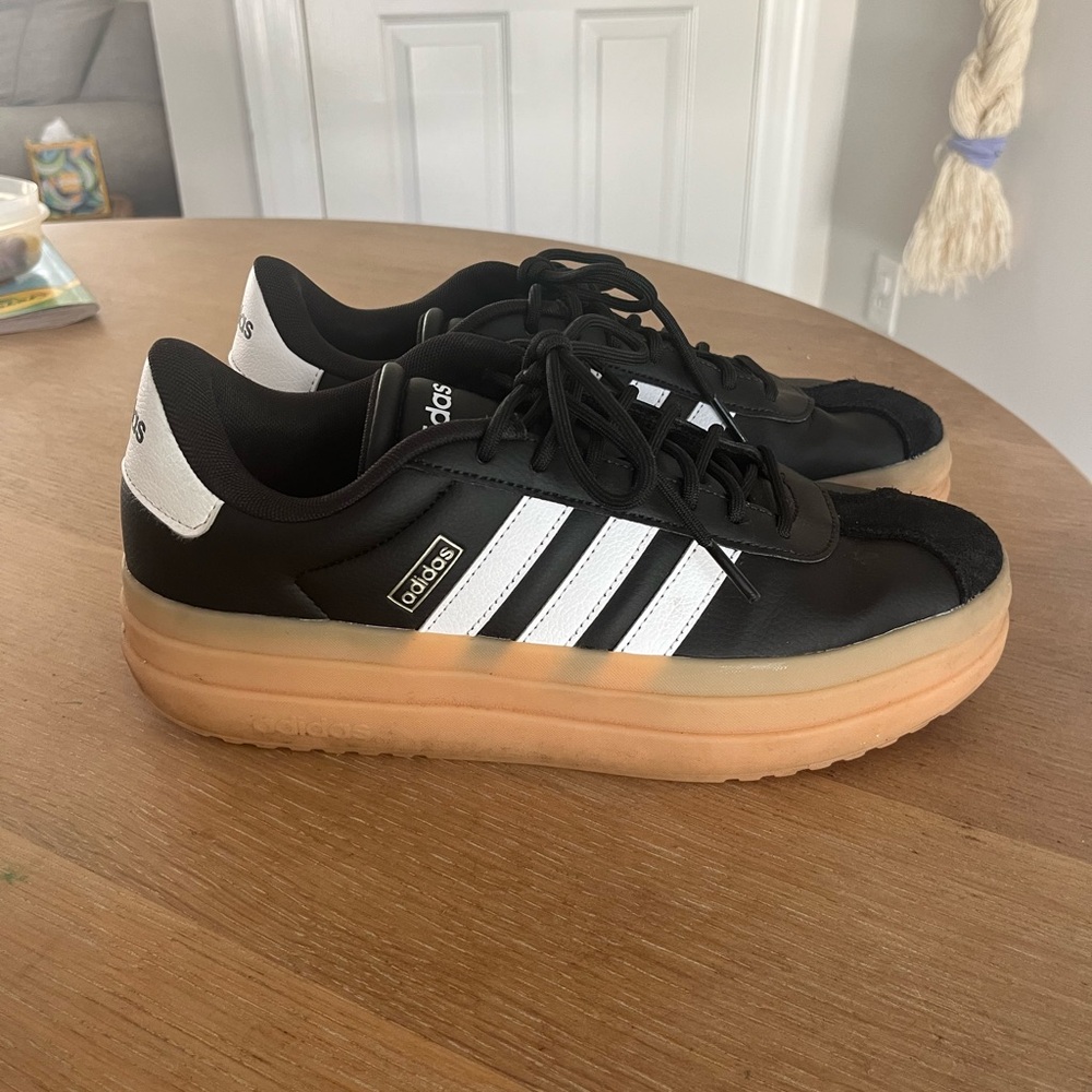 adidas Women's Vl Court Bold Sneaker